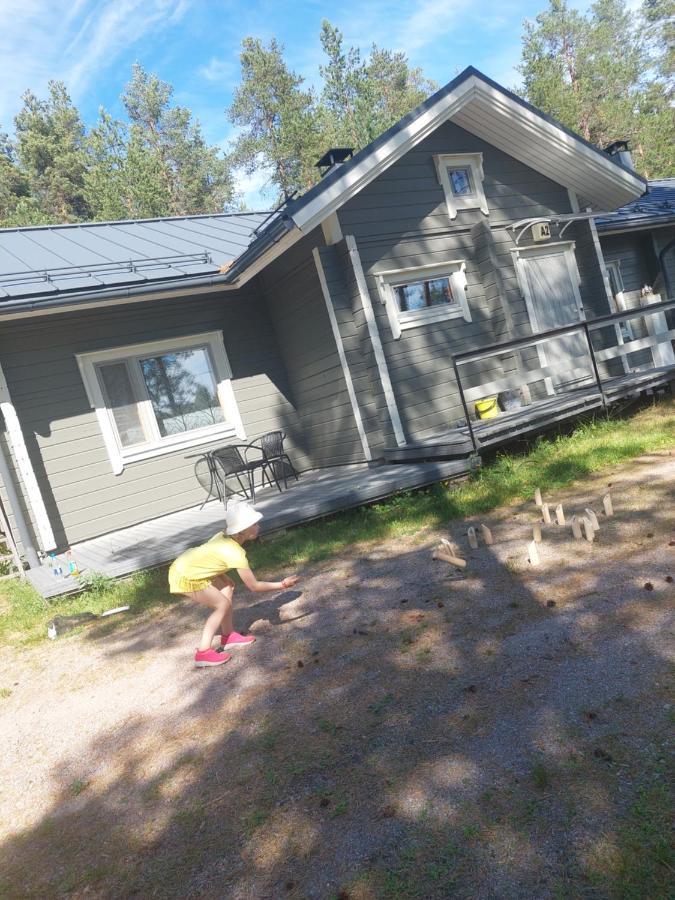 Villa Aleksi With Sauna โรวานิเอมิ ภายนอก รูปภาพ